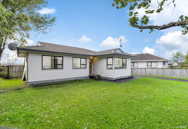 27 Barbados Drive, Unsworth Heights, Auckland - Carousel 2