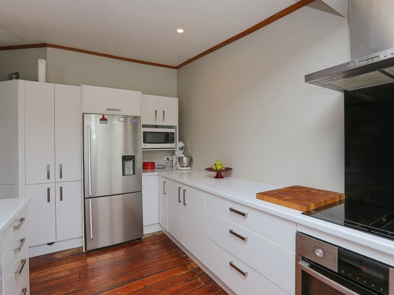212 Pattison Road, Akina, Hastings - Carousel 2