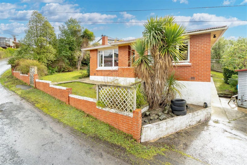 62 Nairn Street, Kaikorai, Dunedin - Carousel 21