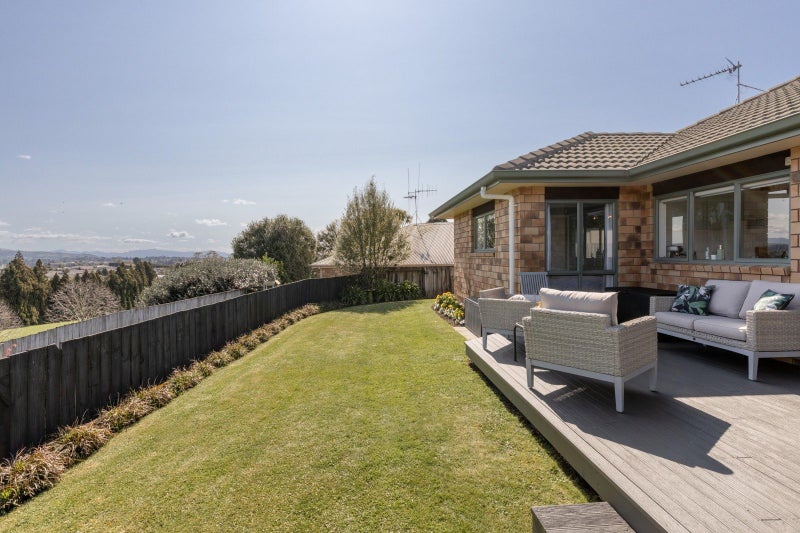 5 Maggie Place, Ohauiti, Tauranga - Carousel 2