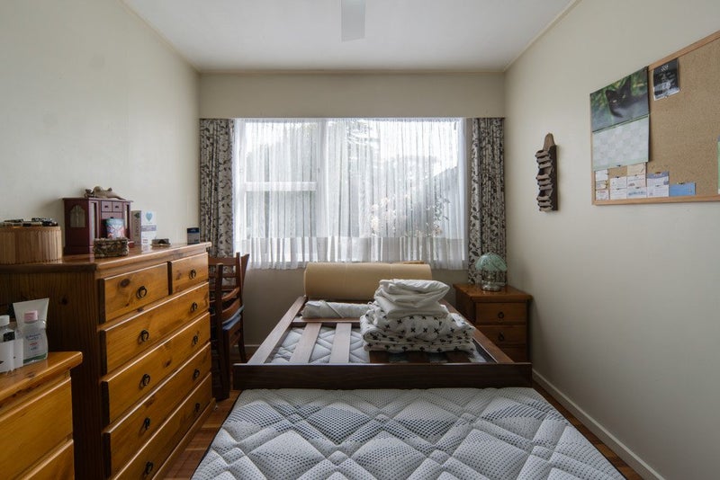 36A MacDonald Road, Glenview, Hamilton - Carousel 11