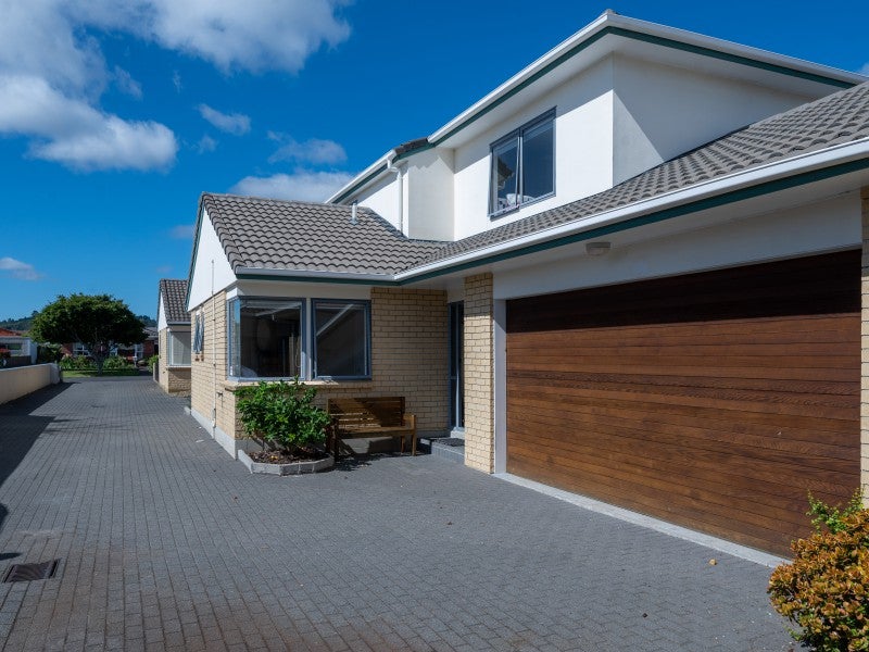 11B Carnot Street, Glenholme, Rotorua - Carousel 2