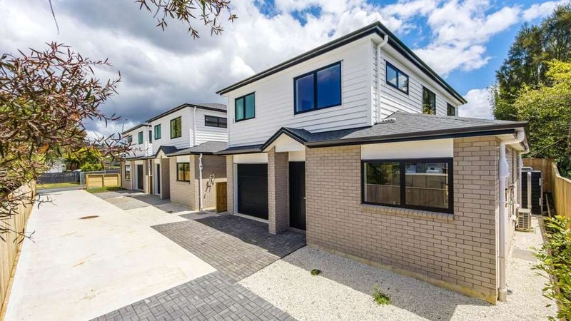 52C Felgrove Street, Glendene, Auckland - Carousel 1