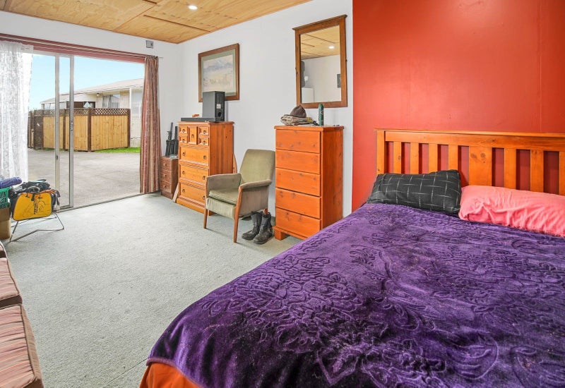 1/12 Cobham Crescent, Stoke, Nelson - Carousel 20