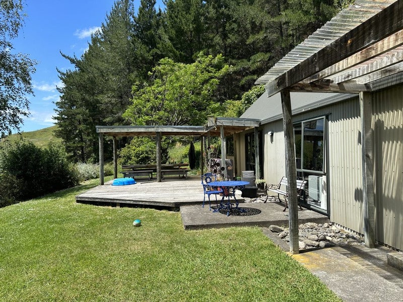 31 Raratu Road, Havelock North - Carousel 7