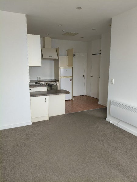 13C/126 The Terrace, Wellington Central, Wellington - Carousel 9