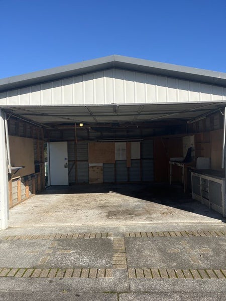 125 Millbrook Road, Sunnyvale, Auckland - Carousel 2