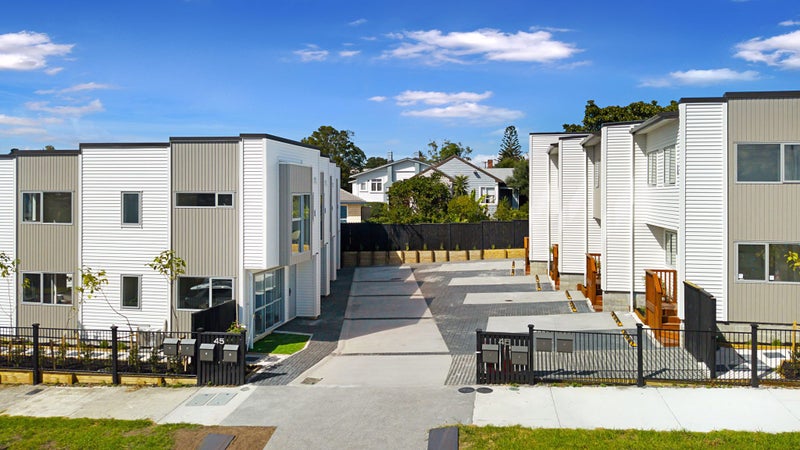 6/45 Methuen Road, New Windsor, Auckland - Carousel 1