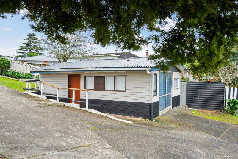 18 Valencia Place, Manurewa, Auckland - Carousel 2