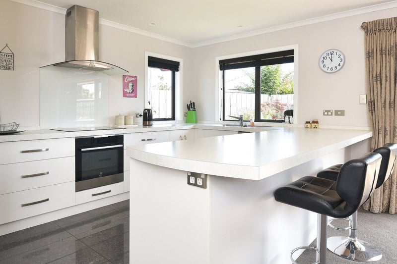 6 Goldrich Grove, Netherby, Ashburton - Carousel 2