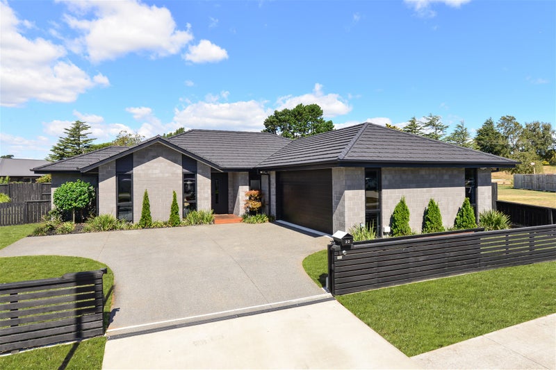 22 Matawhero Place, Hamilton - Carousel 1