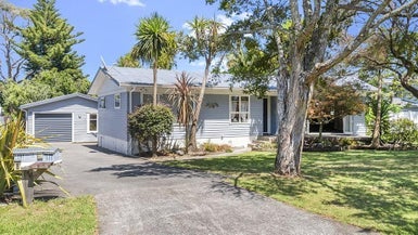 8 Pelorus Place, Pakuranga, Auckland - Carousel 1