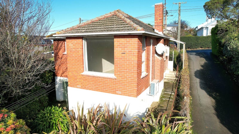 28 Galloway Street, Mornington, Dunedin - Carousel 1