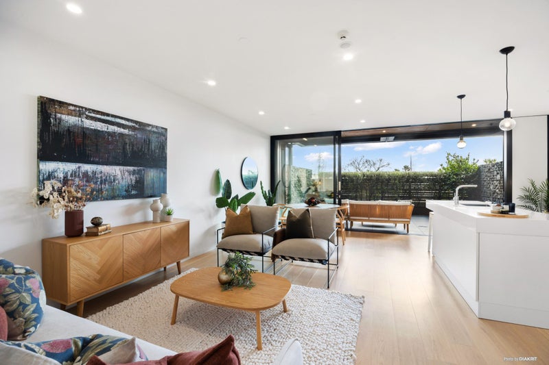 G05/1 Turakina Street, Grey Lynn, Auckland - Carousel 1