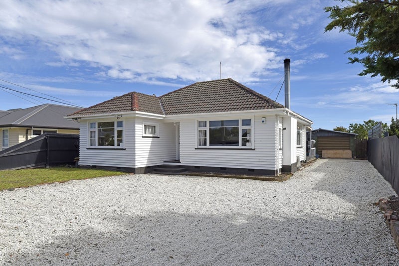 105 Pages Road, Wainoni, Christchurch - Carousel 1