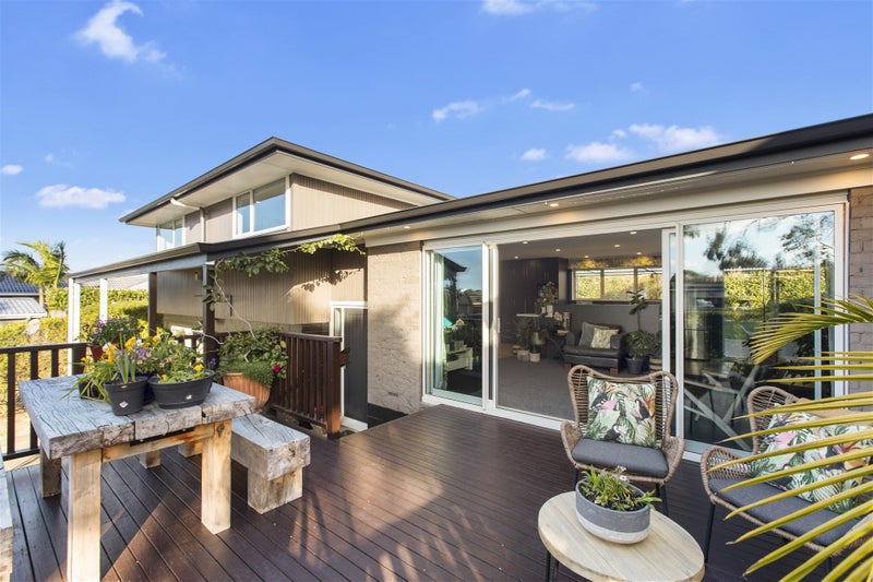 5 La Perouse Street, Botany Downs, Auckland - Carousel 2