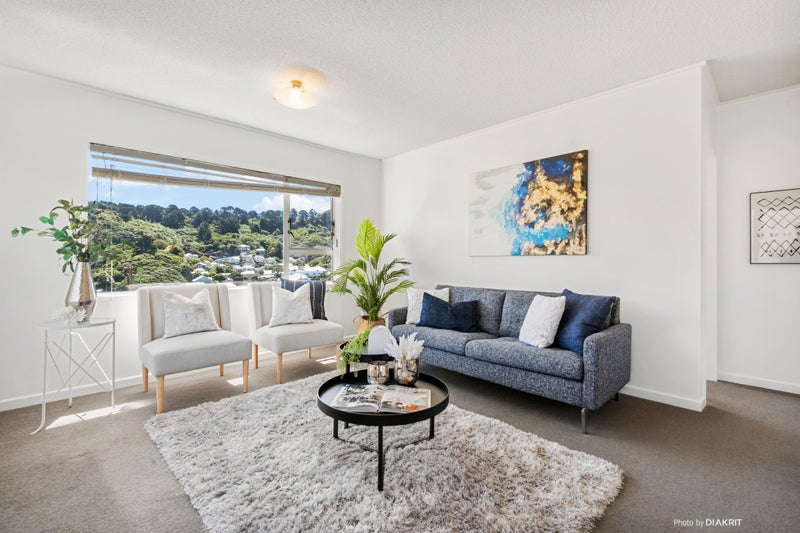 8/6 Overtoun Terrace, Hataitai, Wellington - Carousel 1