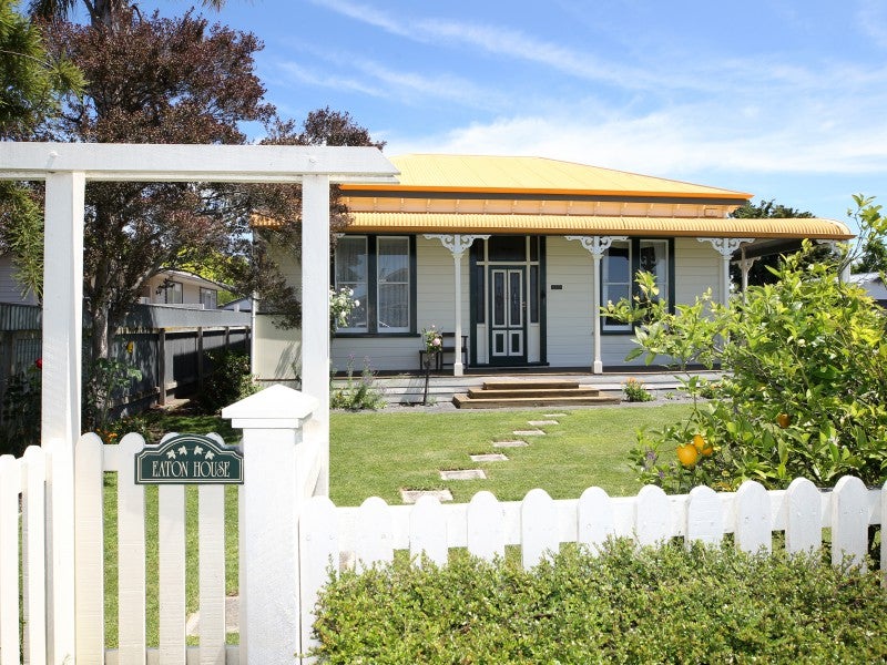 814 Eaton Road, Saint Leonards, Hastings - Carousel 1