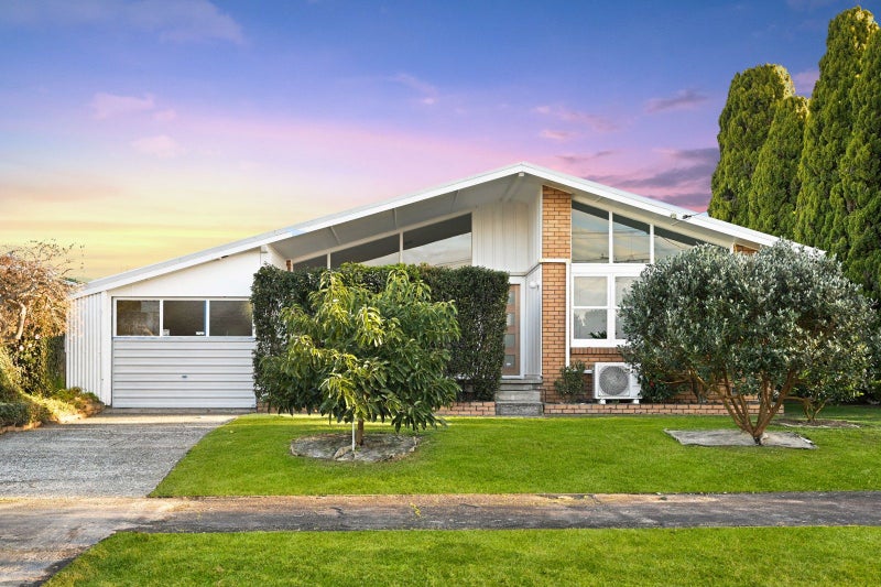 9 Yorkshire Road, Silverdale, Hamilton - Carousel 2