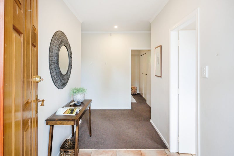 65 Buick Crescent, Awapuni, Palmerston North - Carousel 2