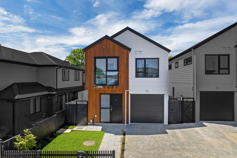 68 Marendellas Drive, Bucklands Beach, Auckland - Carousel 1