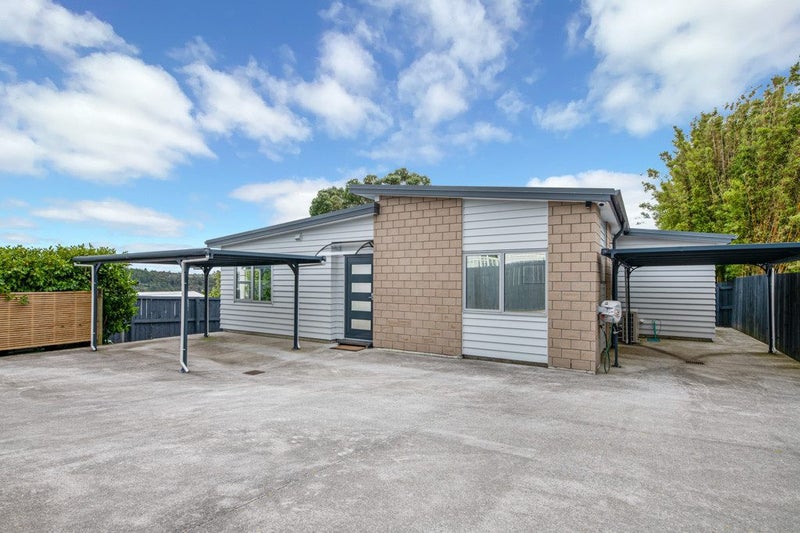 16A Pine Avenue, Henderson, Waitakere - Carousel 2