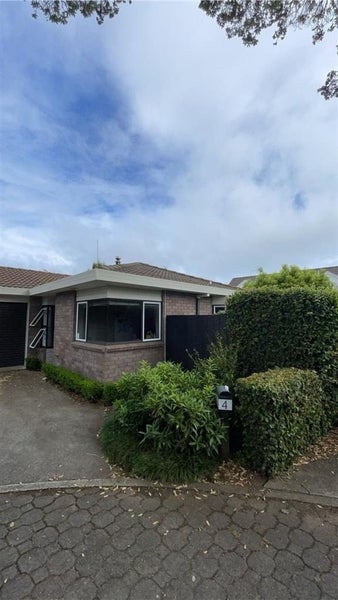 4 Hunter Way, Otumoetai, Tauranga - Carousel 2