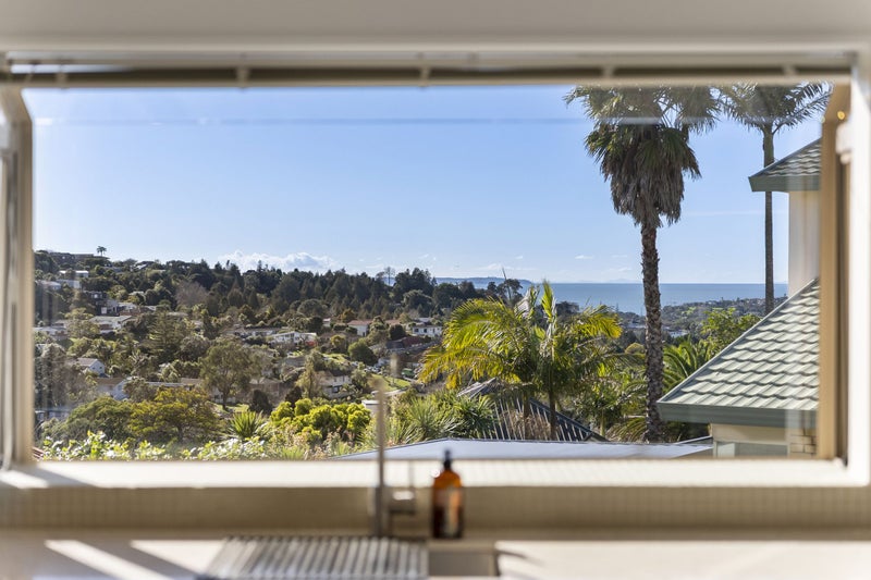 14 Wentwood Place, Torbay, Auckland - Carousel 1