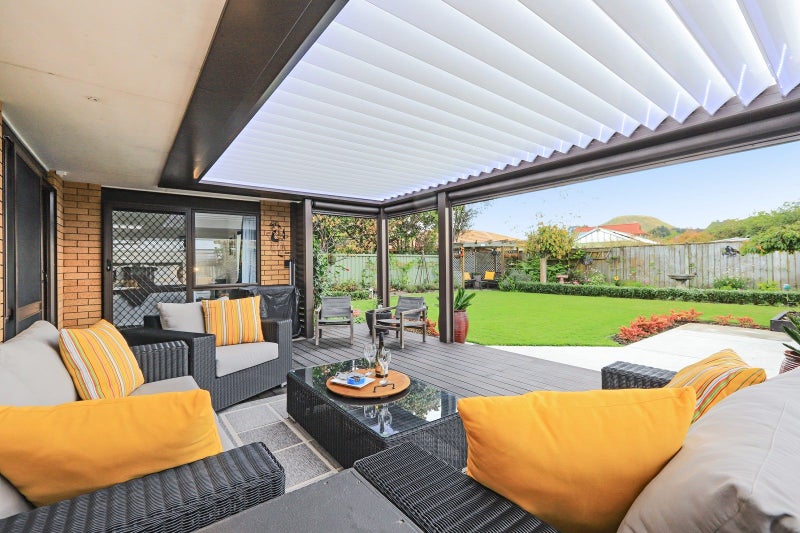 3 Kensington Drive, Taradale, Napier - Carousel 2