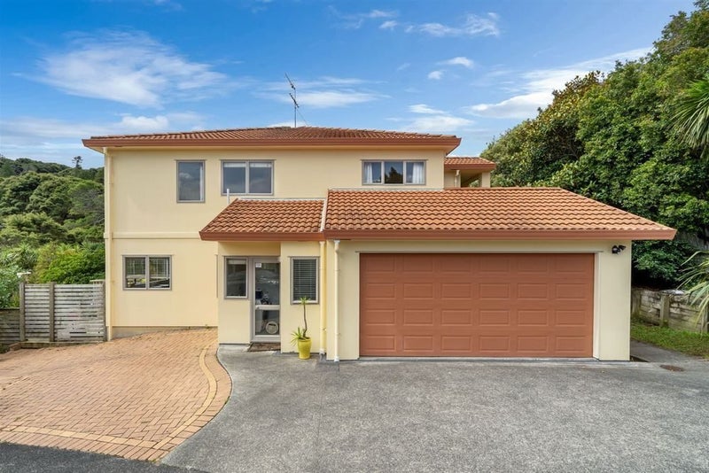131 Glendhu Road, Bayview, Auckland - Carousel 1