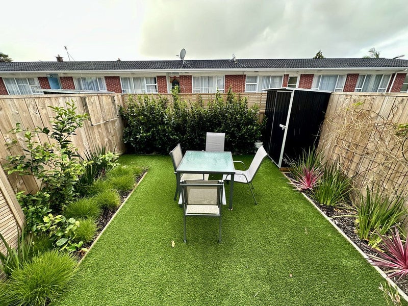 8/10 Willcott Street, Mount Albert, Auckland - Carousel 8