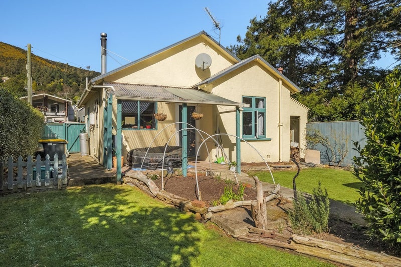 1 Dryden Street, Normanby, Dunedin - Carousel 15