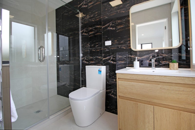 20 Hill Road, Hillpark, Auckland - Carousel 33