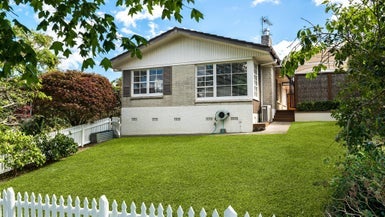 13 Harford Place, Pakuranga Heights, Auckland - Carousel 1