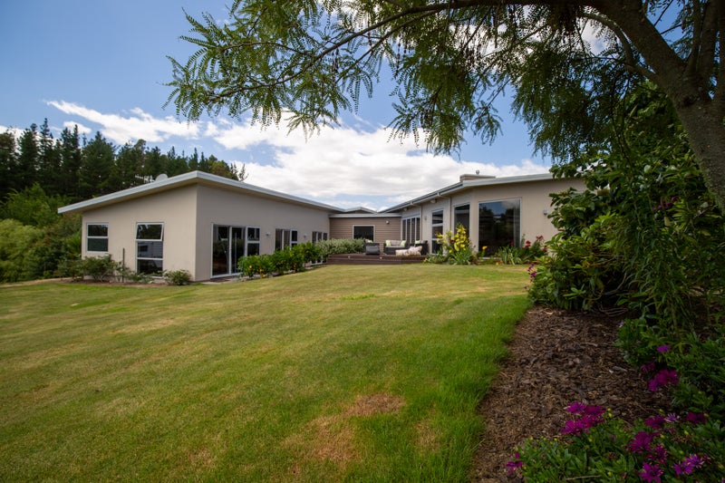 219 Westdale Road, Redwood Valley, Richmond - Carousel 1