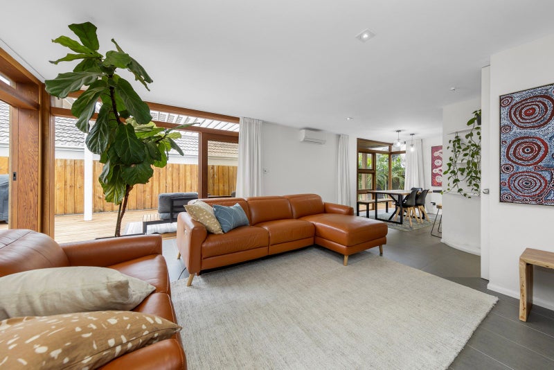 136 Coates Avenue, Orakei, Auckland - Carousel 2