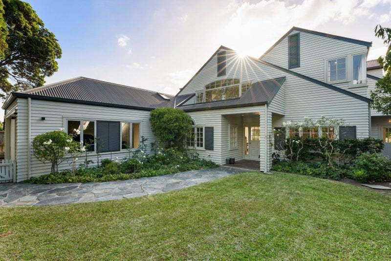827 Riddell Road, St Heliers, Auckland - Carousel 2