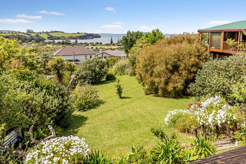 1453 Whangaparaoa Road, Army Bay, Whangaparaoa - Carousel 19