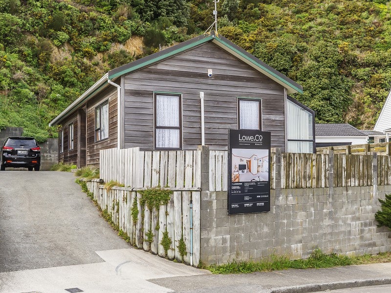 77 Southgate Road, Southgate, Wellington - Carousel 1