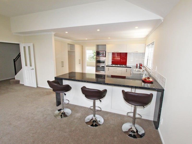 38 Pendennis Point, Camborne, Porirua - Carousel 26