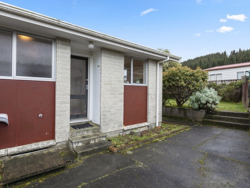 2/33 Belgrave Street, Wainuiomata, Lower Hutt - Carousel 2