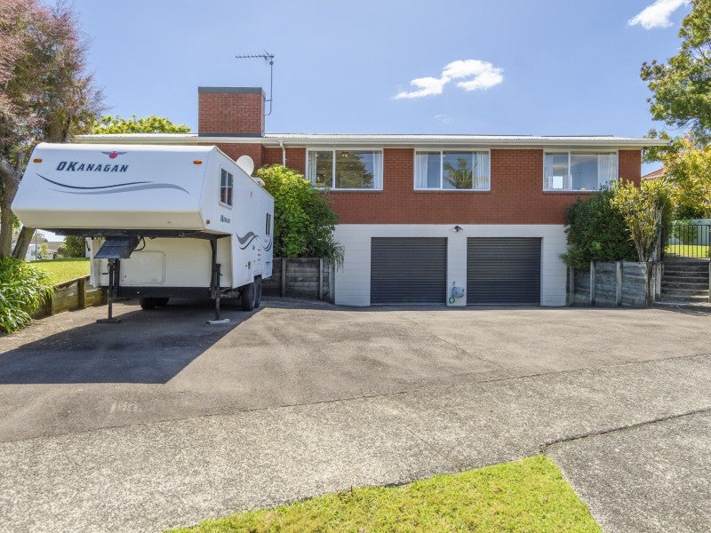 11 Woods Avenue, Matua, Tauranga - Carousel 2