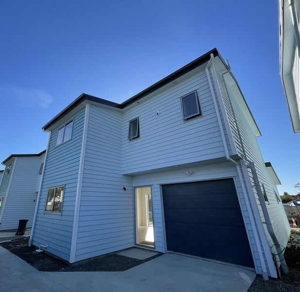 21A Geneva Place, Blockhouse Bay, Auckland - Carousel 1