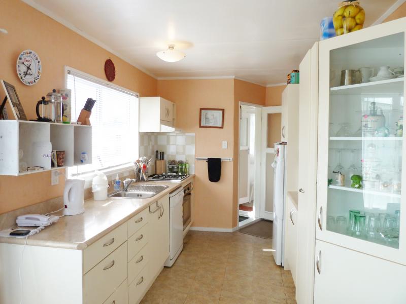 61 Rugby Street, Awapuni, Palmerston North - Carousel 2