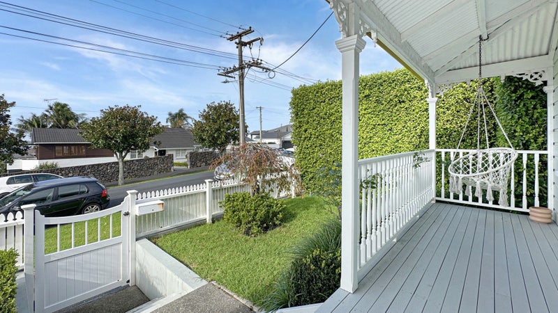 12 Richmond Avenue, Northcote Point, Auckland - Carousel 2