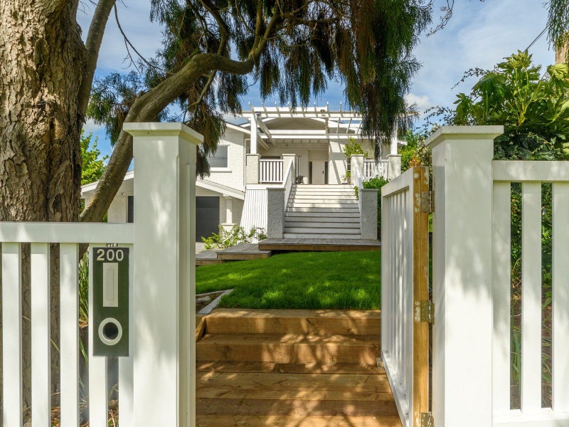 200 Thirteenth Avenue, Tauranga South, Tauranga - Carousel 1