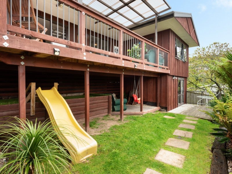 11 D'Urville Way, Welcome Bay, Tauranga - Carousel 2
