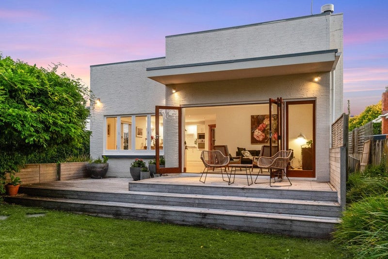 32 Cambourne Road, Sandringham, Auckland - Carousel 1