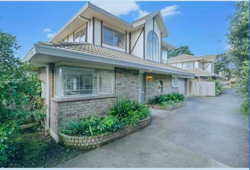 17B Atarangi Road, Greenlane, Auckland - Carousel 2