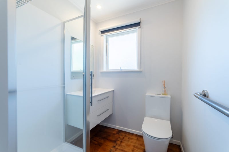 2/14 Waterloo Road, Milford, Auckland - Carousel 8